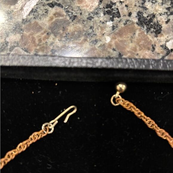 Elegant Pink Thermoset Vintage Necklace 1950’s - Picture 2 of 3